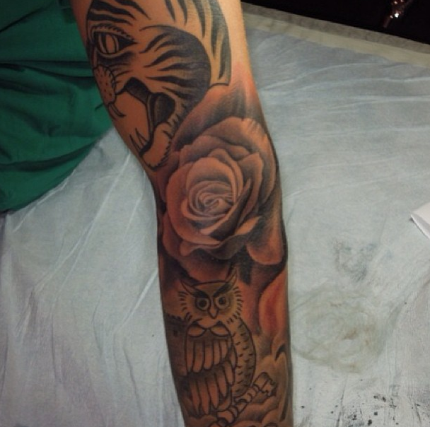 Justin Bieber gets rose tattoo, completes full sleeve • Pop Scoop